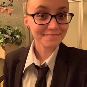 Meet your Posher, Samanta